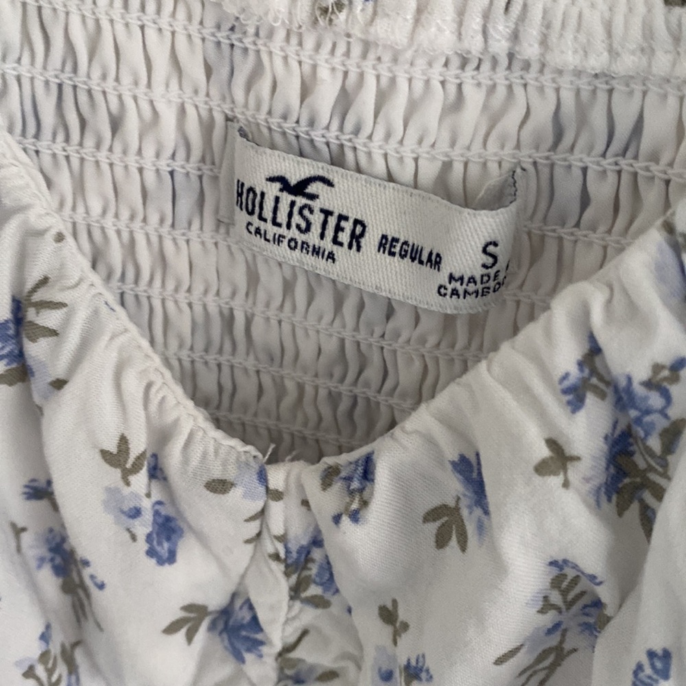 Hollister Spring Floral Dress - Picture 5 of 7